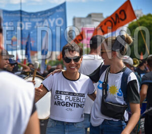 Mayra Mendoza Federacion de Cooperativas 1 de mayo - El Disenso