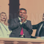 Martín Menem con Javier Milei y Karina Milei en el balcón de la Casa Rosada